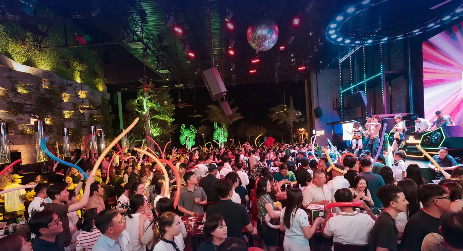 Một đêm tại 88 Beer Garden